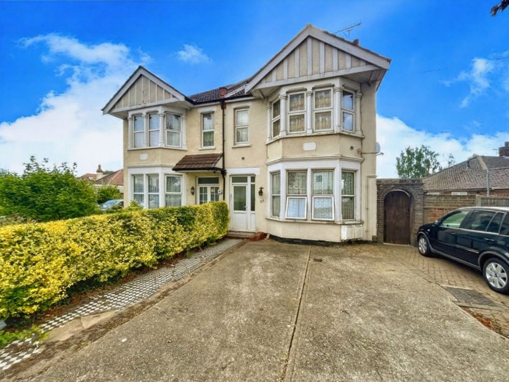 Property photo 1 of 13