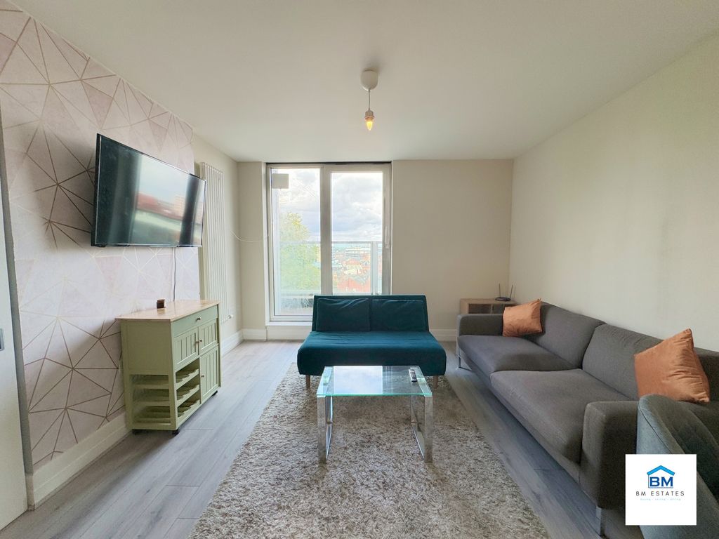 Property photo 3 of 8 Photo 3