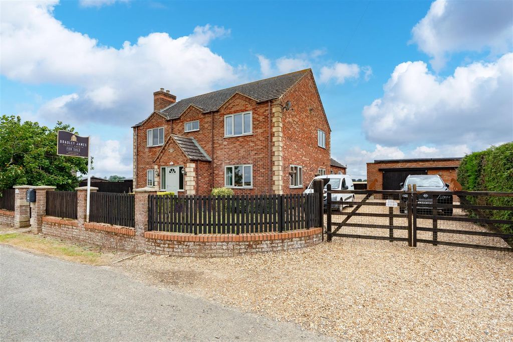 Property photo 1 of 38 Dsc00395.Jpg