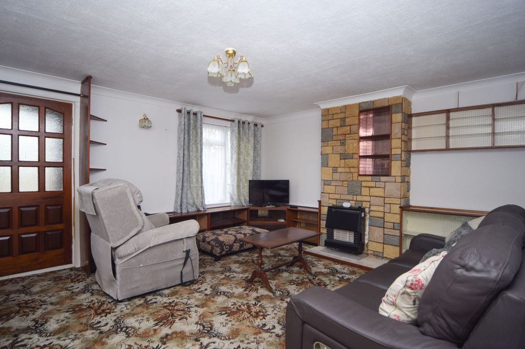 Property photo 2 of 15