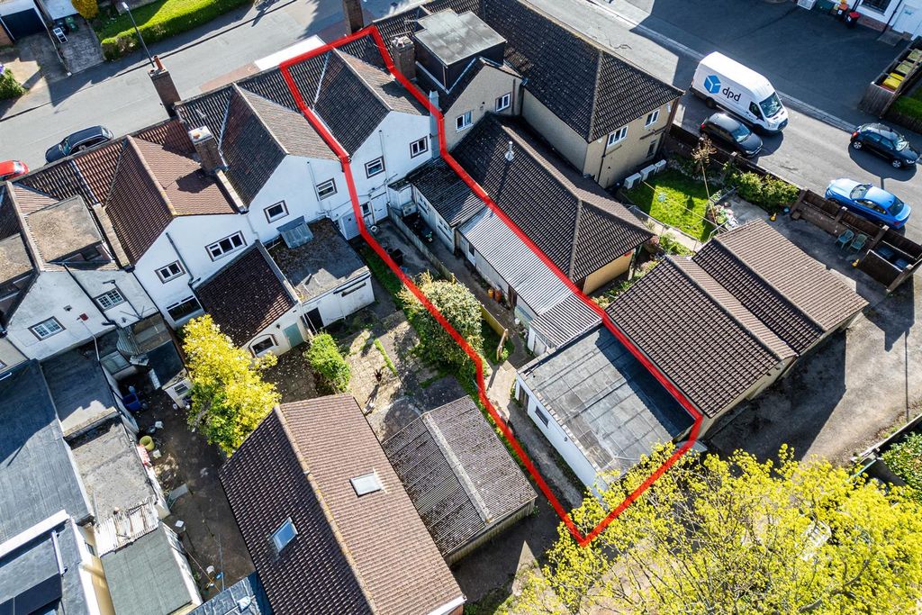 Property photo 3 of 30 40 &amp; 40A Westbury Lane, Combe Dingle, Bristol Bs9