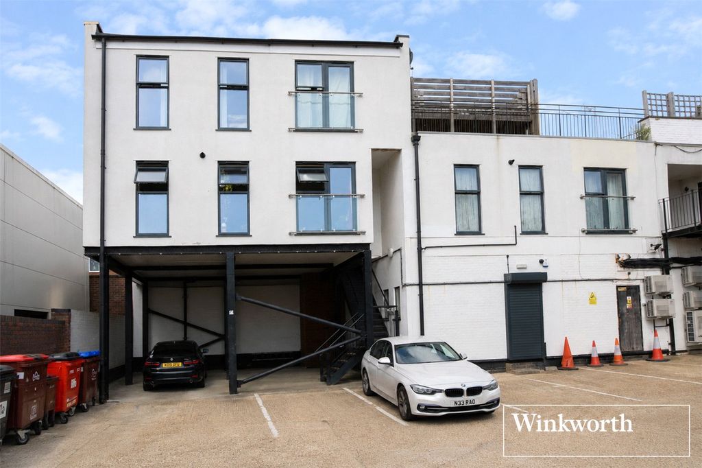 Property photo 2 of 11 Picture No. 31