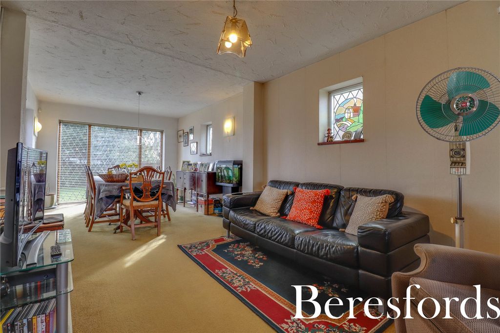 Property photo 2 of 14 Picture No. 01