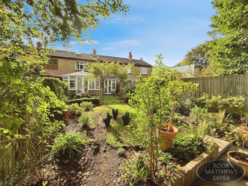 Property photo 1 of 11 Photo 11