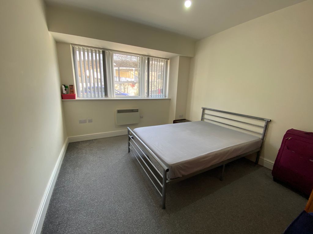 Property photo 3 of 6