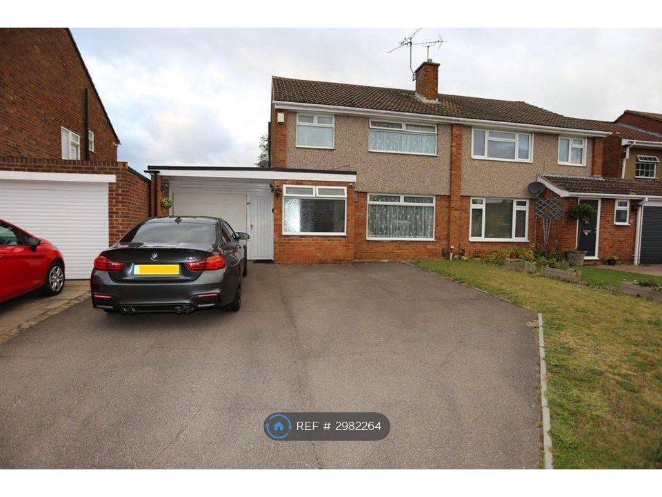 Property photo 1 of 10 Front