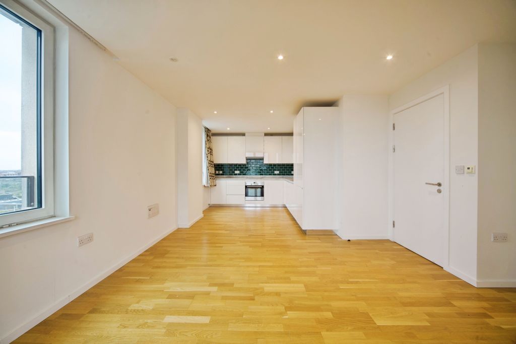 Property photo 2 of 18 Dsc_8092