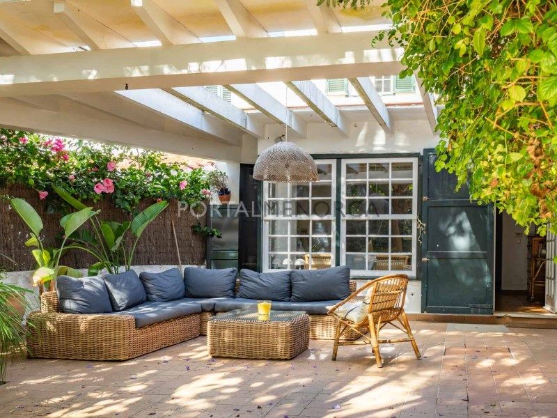 Property photo 1 of 48