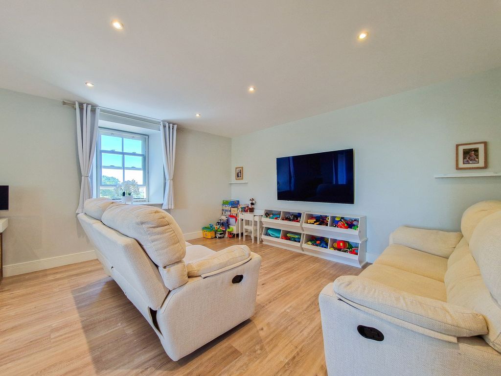 Additional image 14 of 2 bed flat for sale5 Highstead, St Saviour JE2