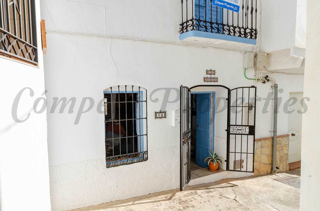 Property photo 1 of 20