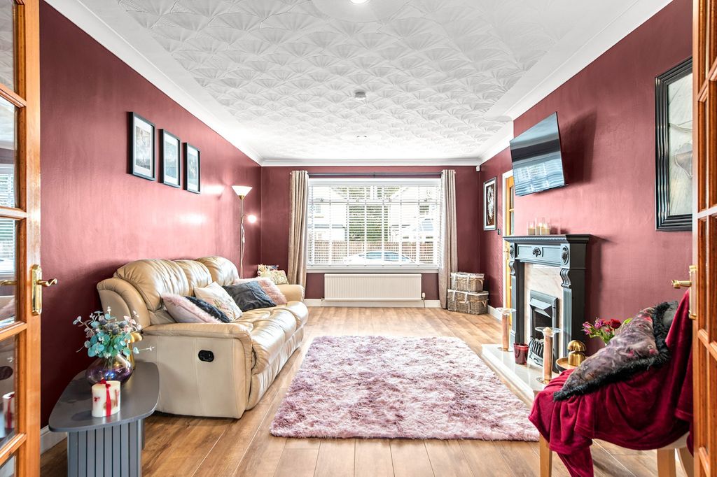 Property photo 3 of 26 5184836