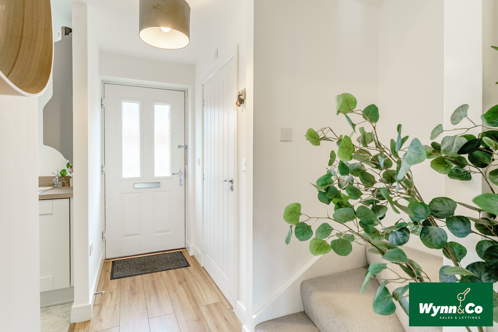 Property photo 3 of 24 Hallway