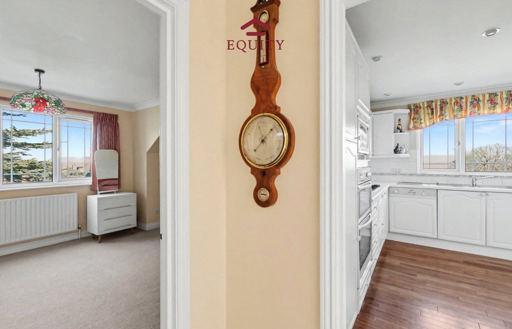 Additional image 6 of 3 bed flat for saleCulloden Road, Enfield EN2