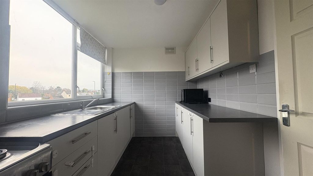 Property photo 2 of 6 Img_5124.Jpg