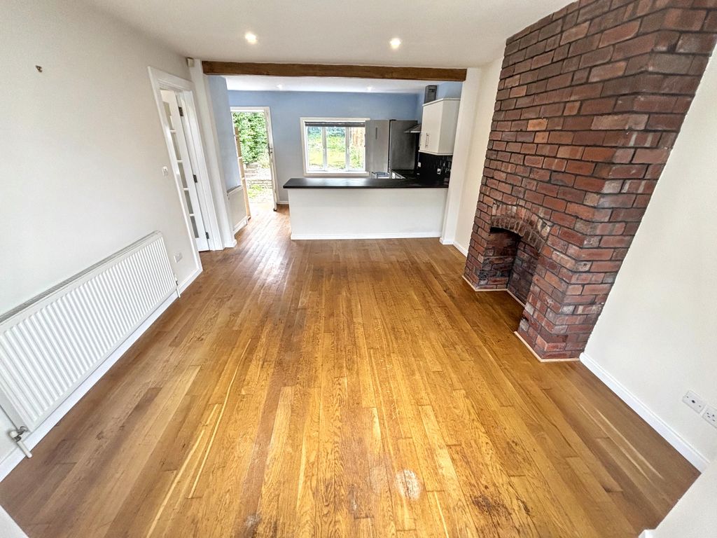 Property photo 2 of 15 Img_3903