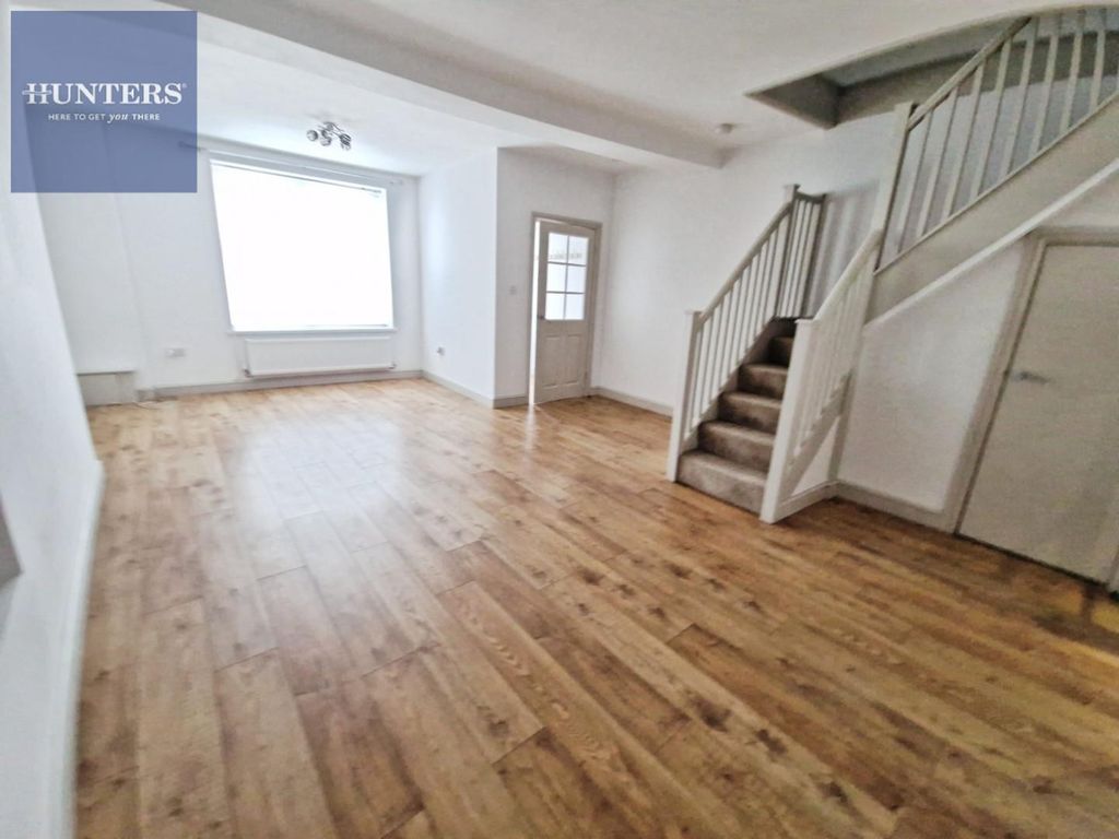 Property photo 3 of 11 3B5F455d-1000083876.Jpg