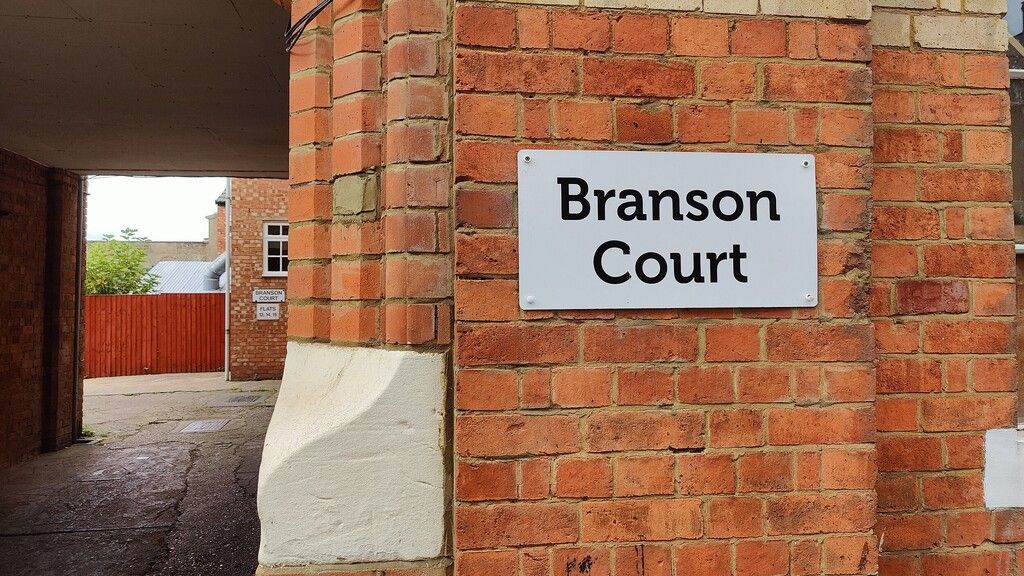 Property photo 1 of 8 108 Lettings