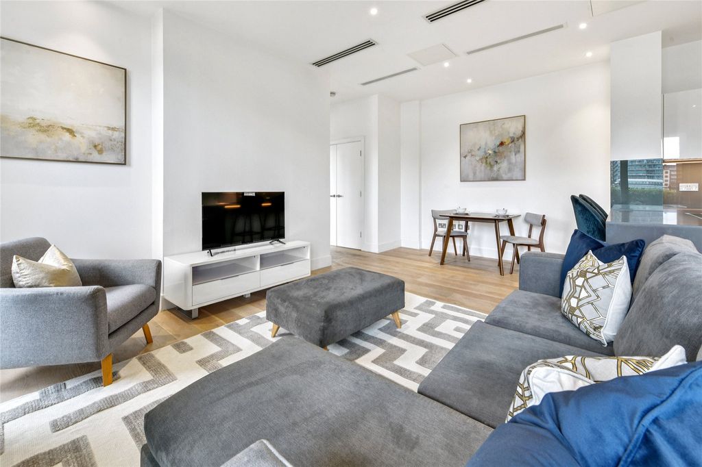 Property photo 2 of 11 Picture No. 14