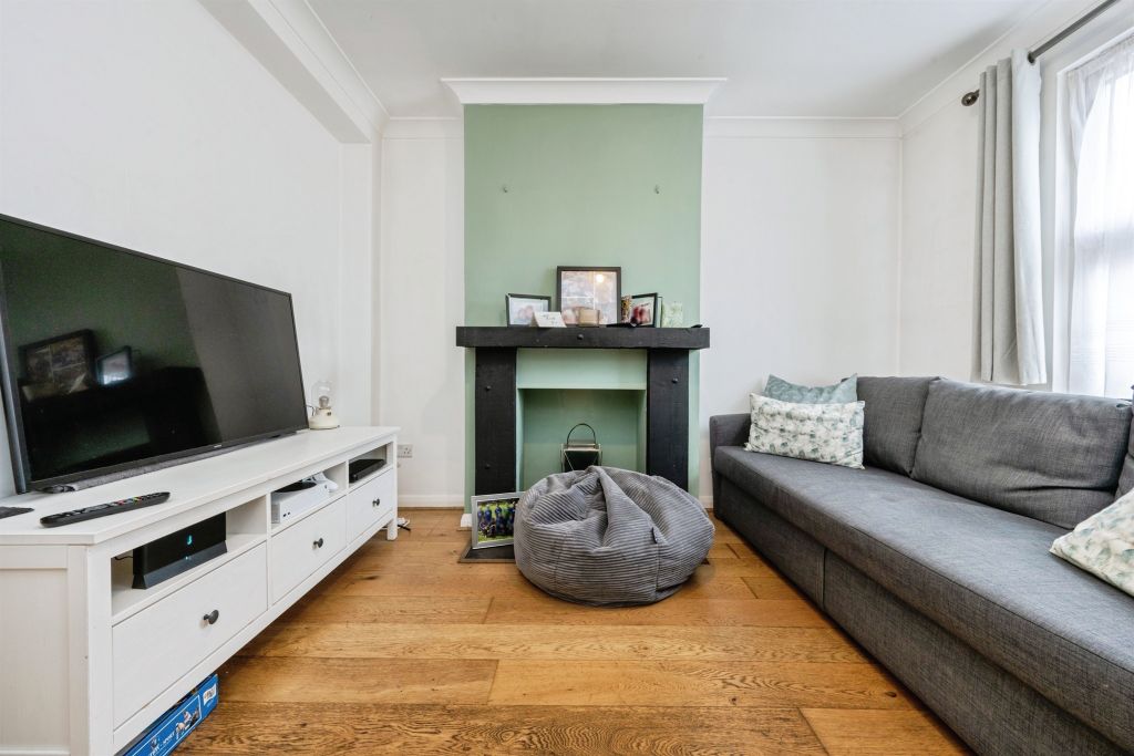 Property photo 3 of 17