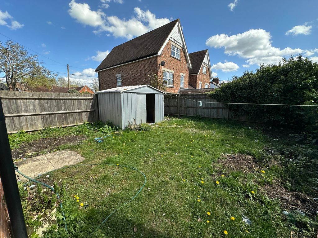 Property photo 3 of 11