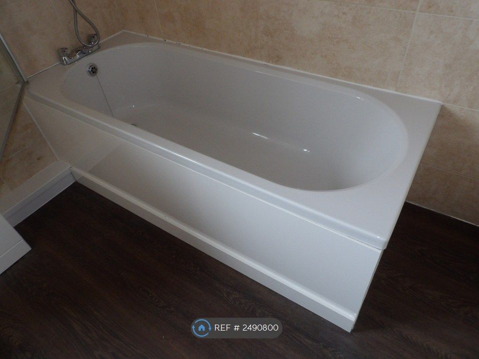 Property photo 2 of 3