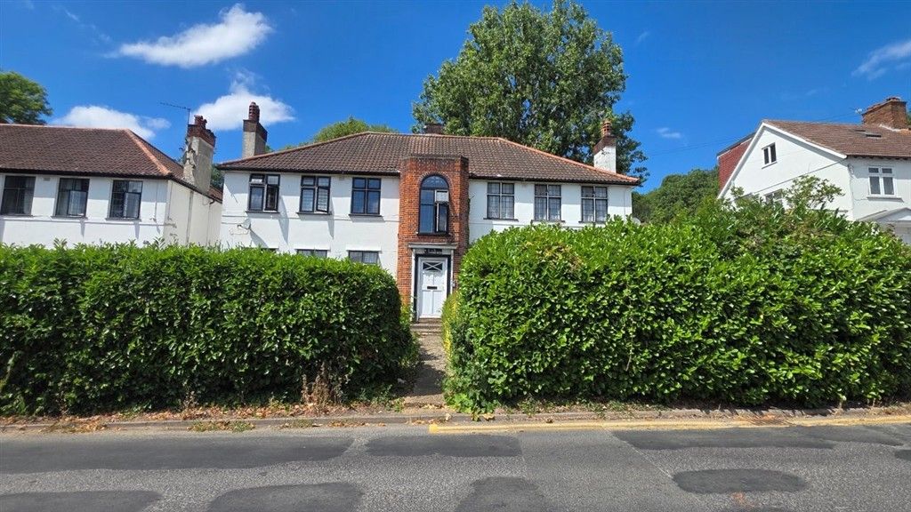 Property photo 1 of 12