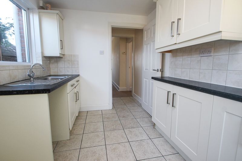 Property photo 3 of 11 Photo 6