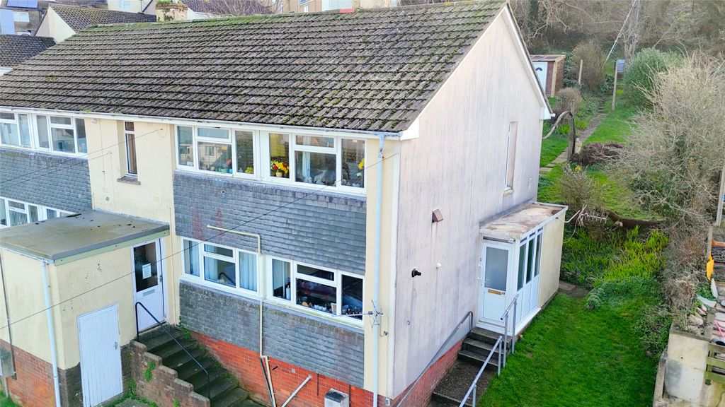 Property photo 1 of 13 1 - Picture No. 01