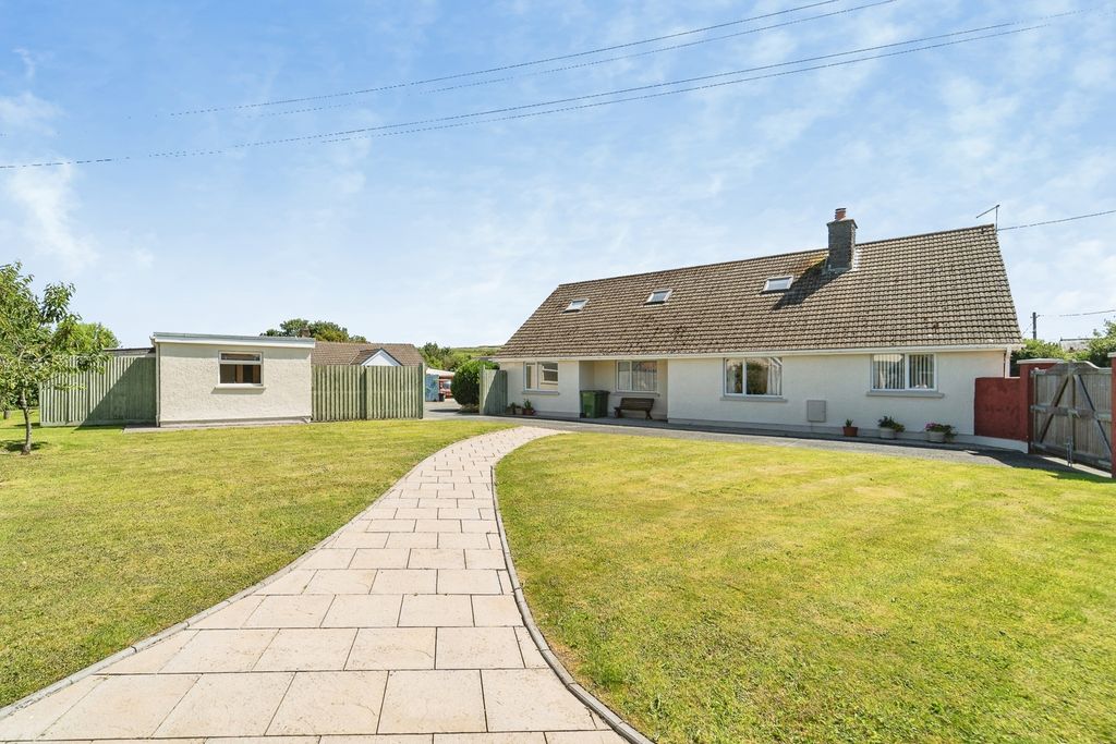 Property photo 1 of 33 Pbox-Img.Jpg