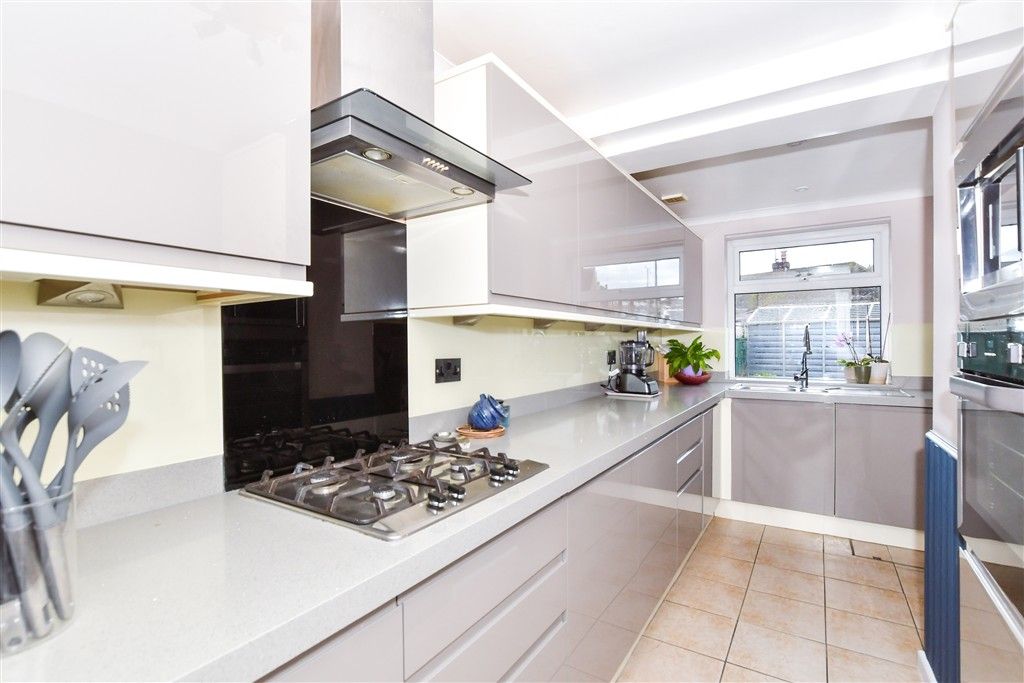 Property photo 3 of 10 Kitchen/Family Area