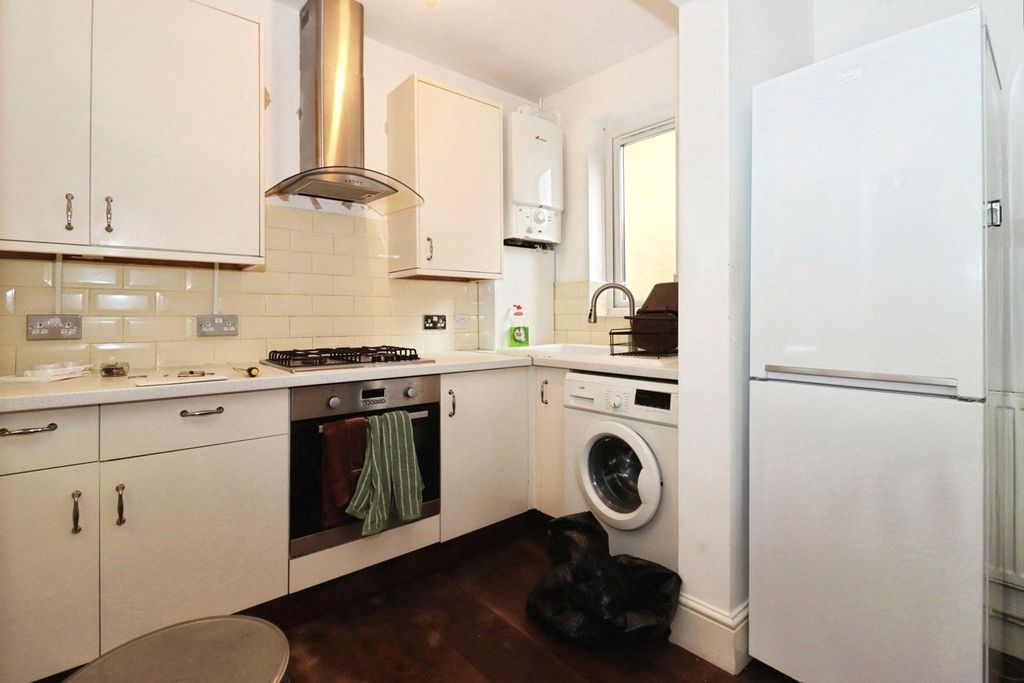 Property photo 1 of 6 Pbox-Img.Jpg