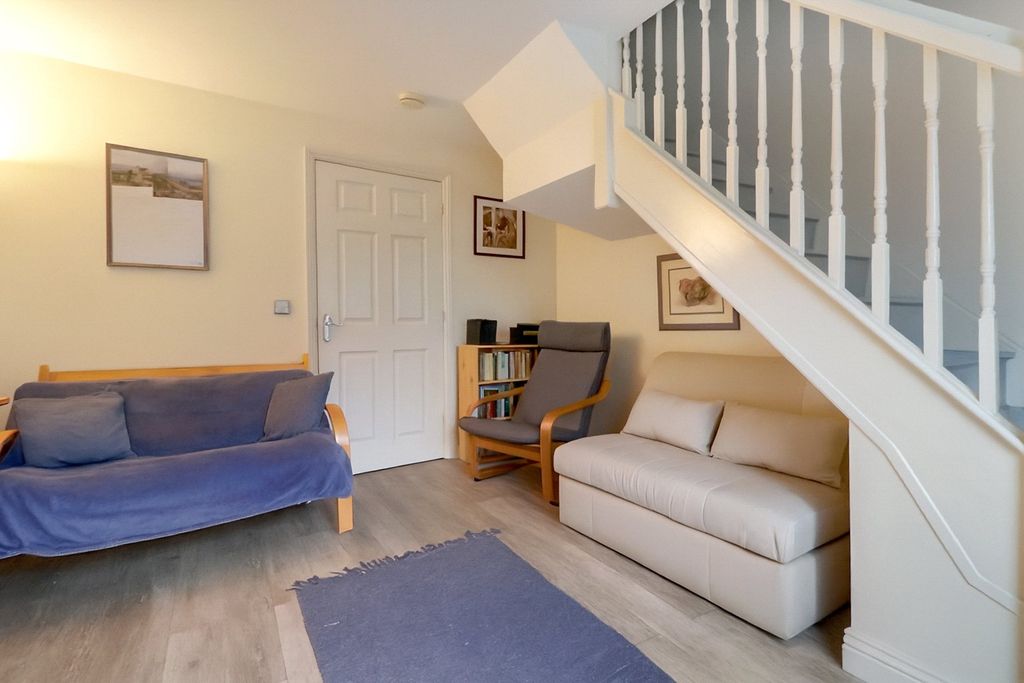 Property photo 2 of 9 Picture No. 05