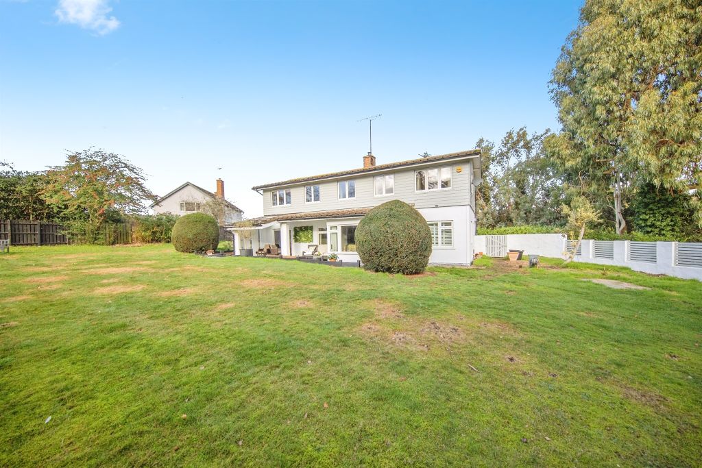 Property photo 2 of 33