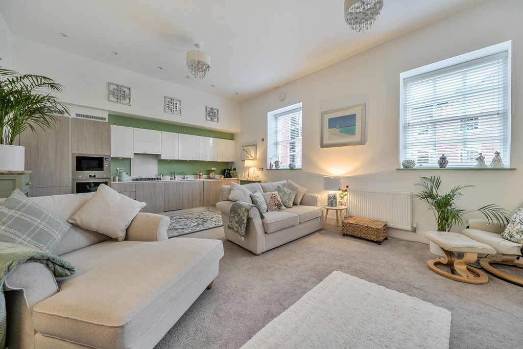 Property photo 2 of 17 1236504 (2)