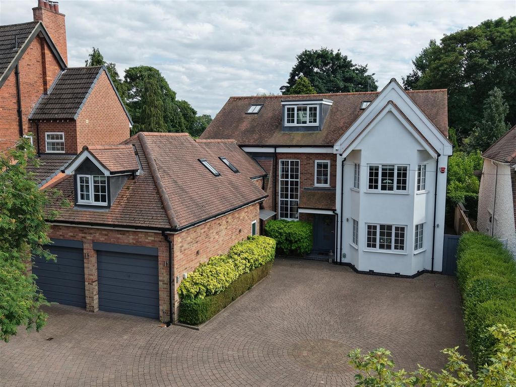 Property photo 1 of 38 Westfield Park - Main