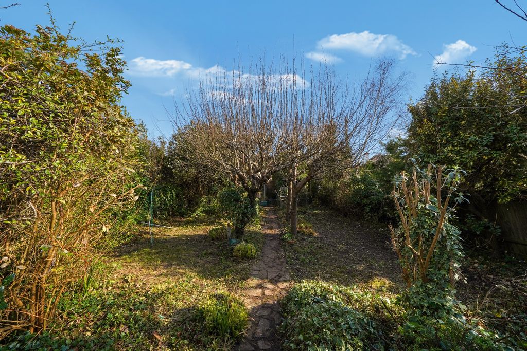 Property photo 3 of 15 4870624