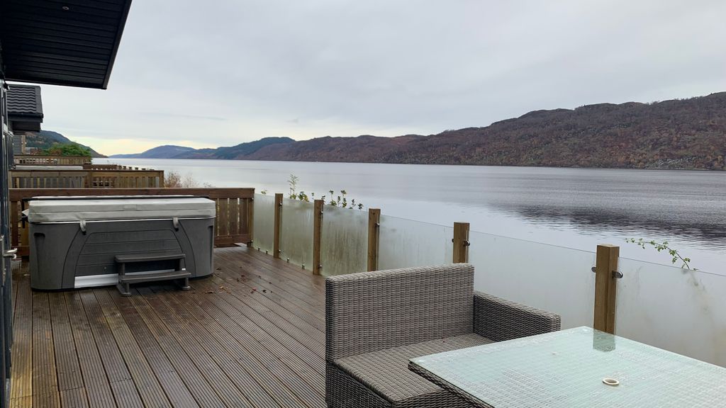 Property photo 2 of 19