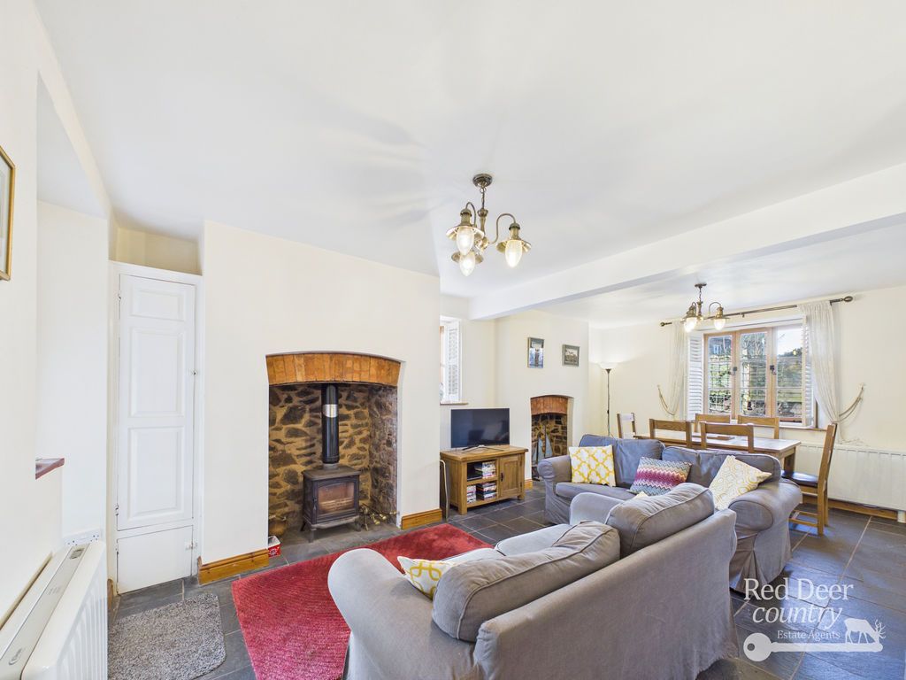 Property photo 3 of 22 Sitting/Dining Room