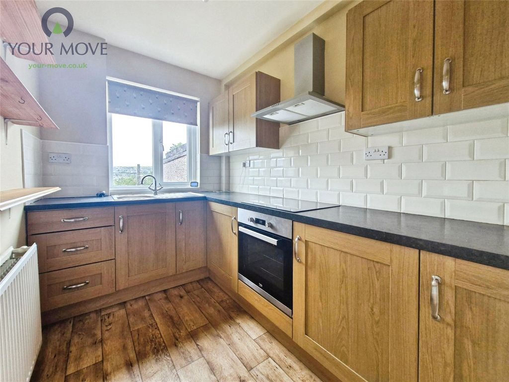 Property photo 3 of 8 Picture No. 06