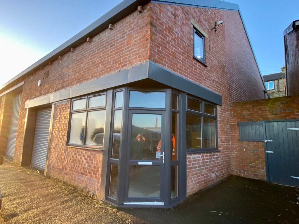 Property photo 2 of 8