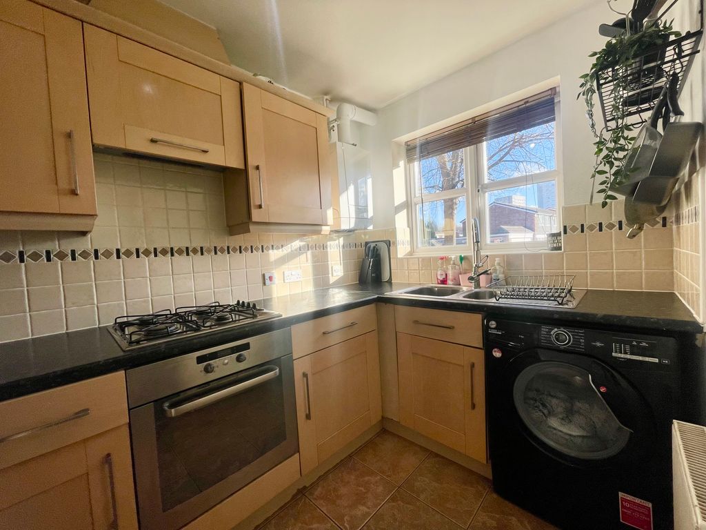 Property photo 3 of 11