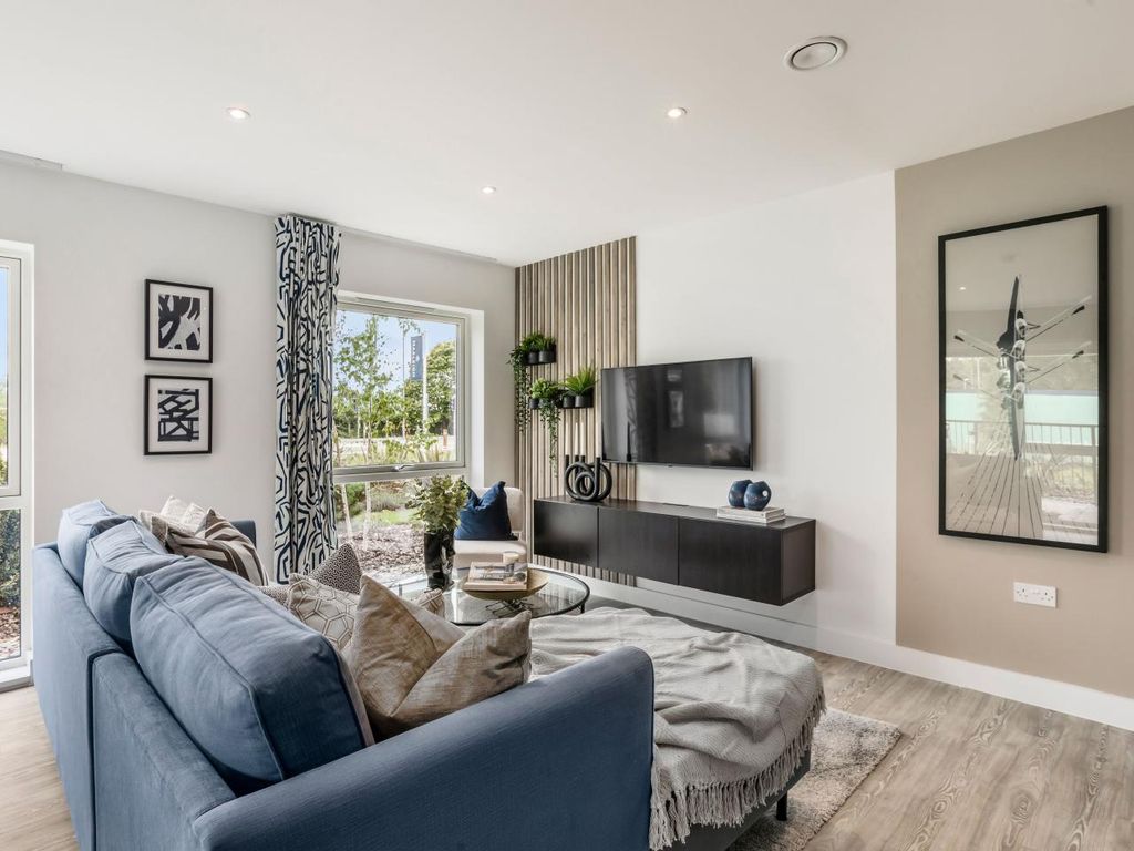 Property photo 2 of 10 Apartment D25, The Kestrel Building