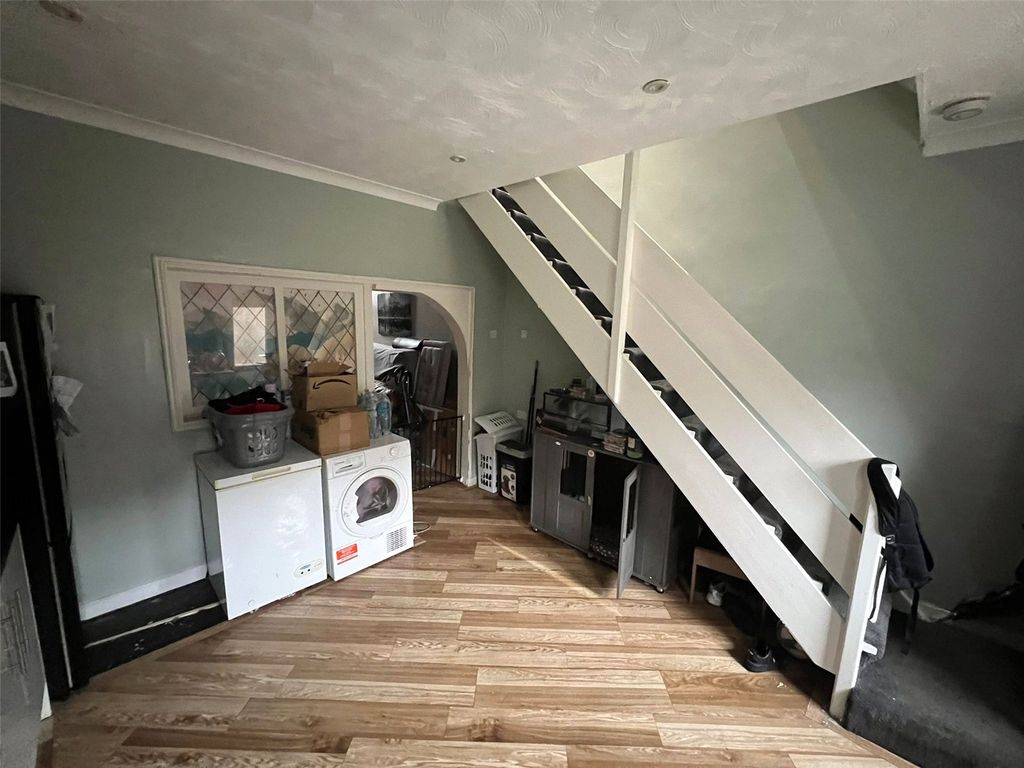 Property photo 3 of 13 Picture No. 16