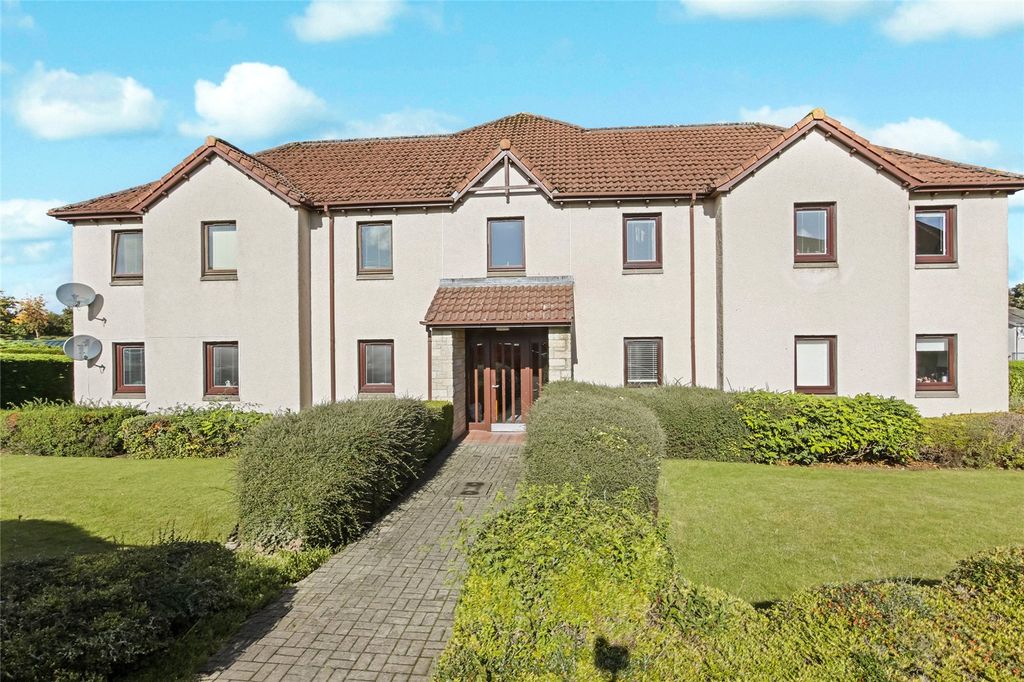Property photo 1 of 19 Picture No. 13