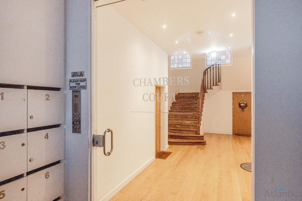 Property photo 2 of 12 Gallery