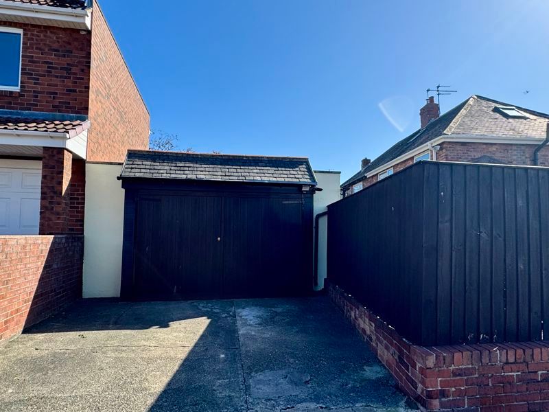 Property photo 3 of 20 Photo 4