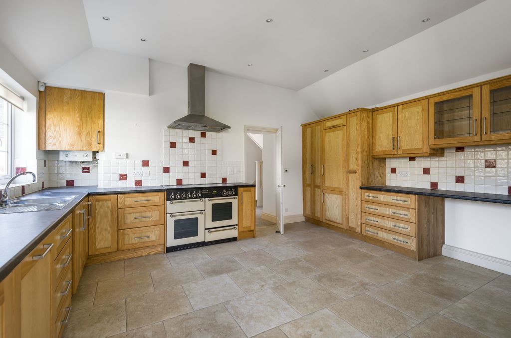 Property photo 2 of 11 814996 (4).Jpg