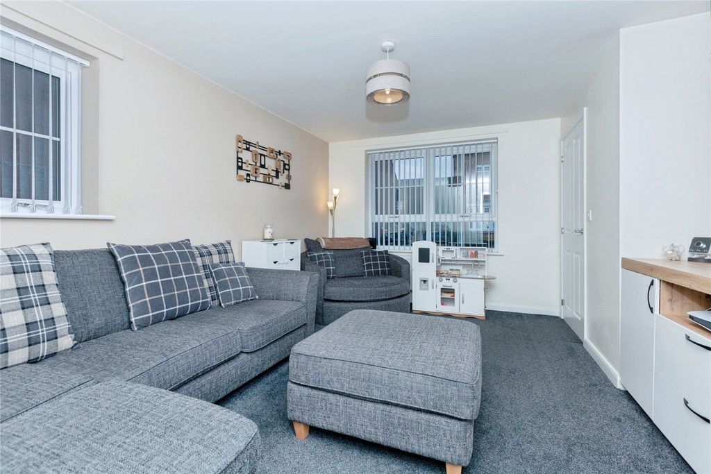 Property photo 2 of 16 Picture No. 08