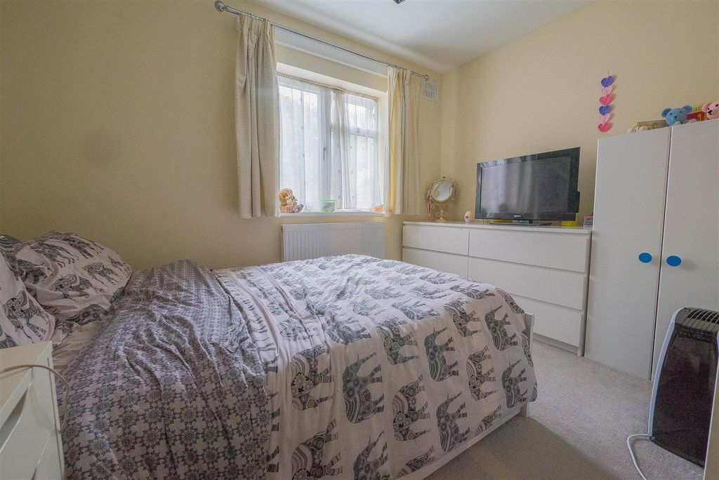 Property photo 2 of 5 9Ugn5Pq2Qkye94Nf08Z65W.Jpg