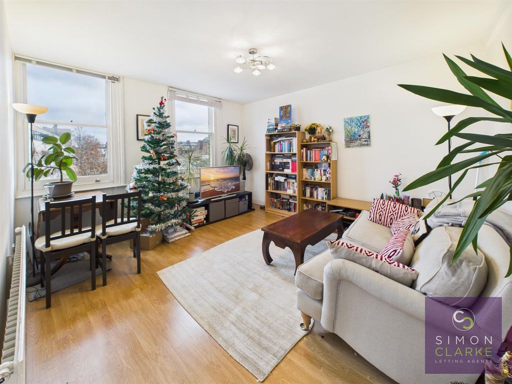 Property photo 2 of 6 Cam05425G0-Pr0082-Still003.Jpg